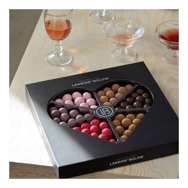 LOVE SELECTION CHOCOLATE BOX BY "LAKRIDS BY BÜLOW" 435 G 4