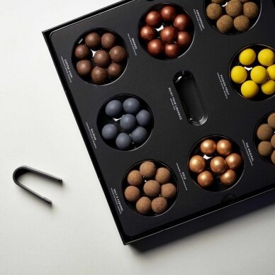 CHOCOLATED LICORICE WINTER SELECTION BOX WITH YOUR LOGO ON IT 2